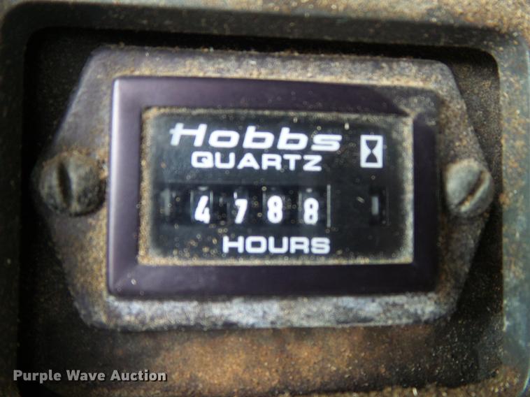 image for item CC9724 2002 Chevrolet C7500 bucket truck