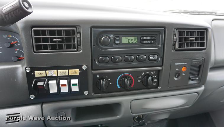 image for item DA1459 2004 Ford F350 Super Duty XL dump bed pickup truck