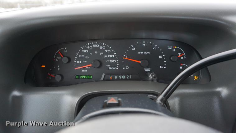 image for item DA1459 2004 Ford F350 Super Duty XL dump bed pickup truck