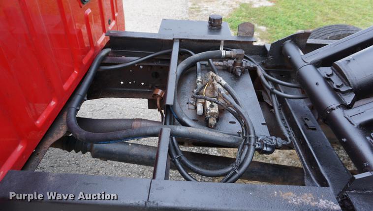 image for item DA1459 2004 Ford F350 Super Duty XL dump bed pickup truck