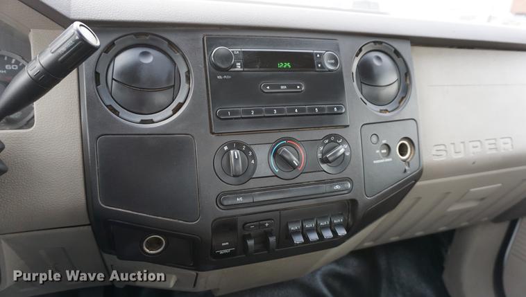 image for item DA1460 2008 Ford F550 dump truck