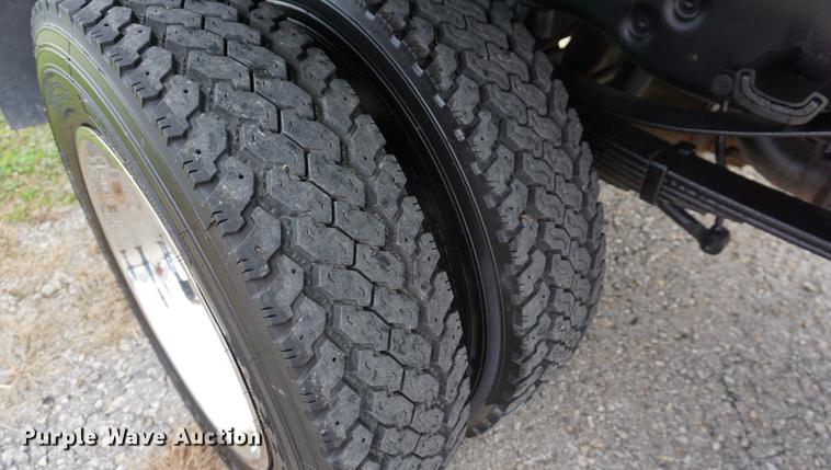 image for item DA1460 2008 Ford F550 dump truck