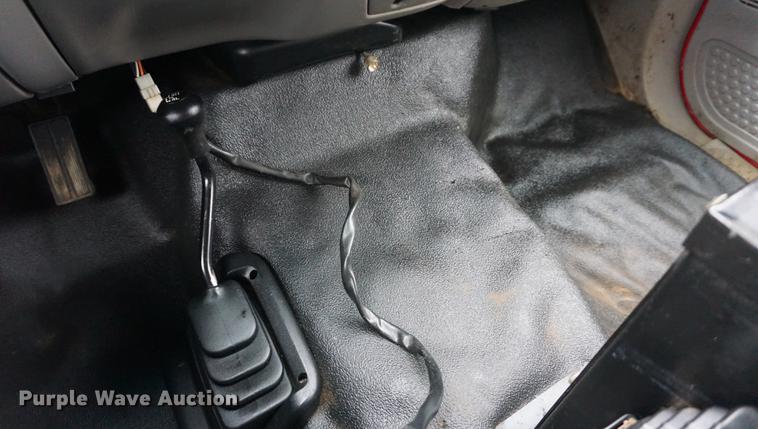 image for item DA1461 2001 Ford F350 Super Duty dump bed pickup truck