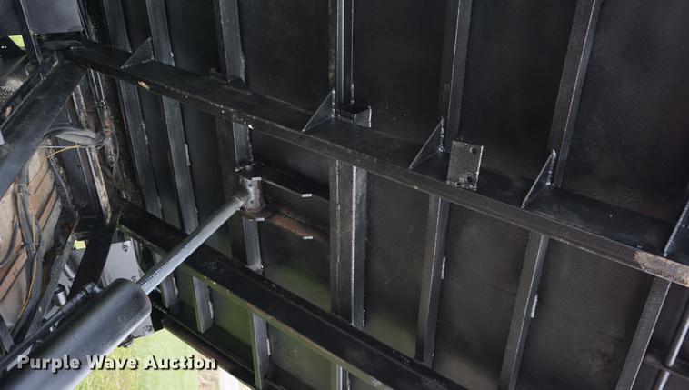 image for item DA1461 2001 Ford F350 Super Duty dump bed pickup truck