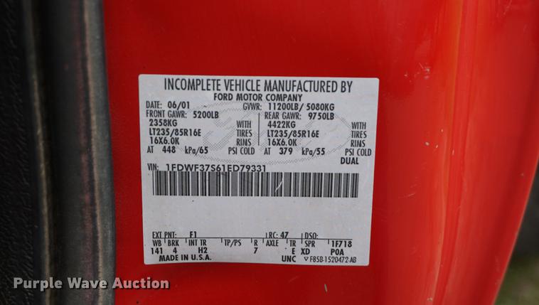 image for item DA1461 2001 Ford F350 Super Duty dump bed pickup truck