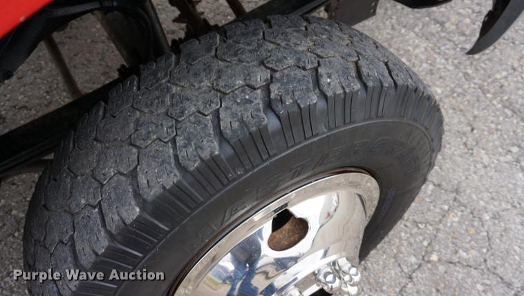 image for item DA1461 2001 Ford F350 Super Duty dump bed pickup truck