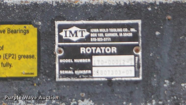 image for item DA1462 2006 Ford F550 utility bed truck with crane