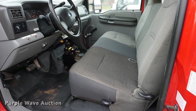 image for item DA1463 2003 Ford F350 Super Duty dump truck