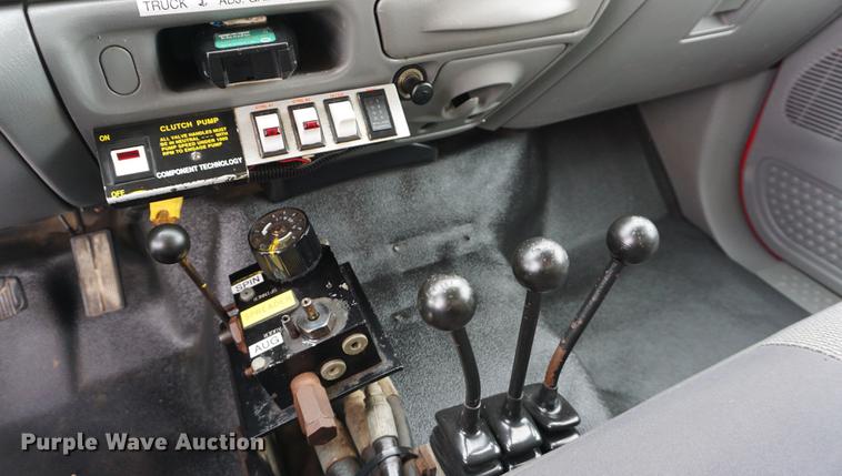 image for item DA1463 2003 Ford F350 Super Duty dump truck