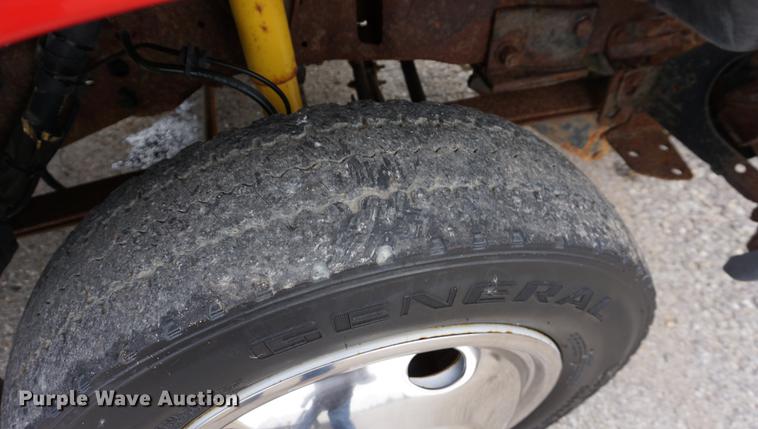 image for item DA1463 2003 Ford F350 Super Duty dump truck