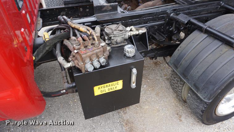 image for item DA1463 2003 Ford F350 Super Duty dump truck