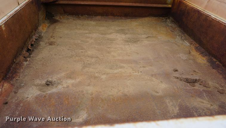 image for item DA1463 2003 Ford F350 Super Duty dump truck