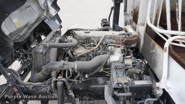 image for item DA1464 2005 Isuzu NPC75C refuse truck