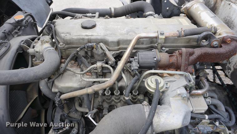 image for item DA1464 2005 Isuzu NPC75C refuse truck