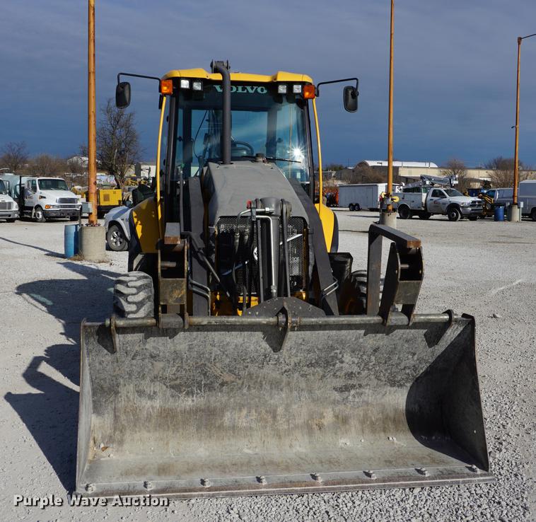 image for item DA1481 2013 Volvo BL70B backhoe