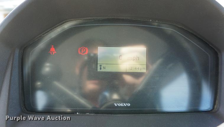 image for item DA1481 2013 Volvo BL70B backhoe