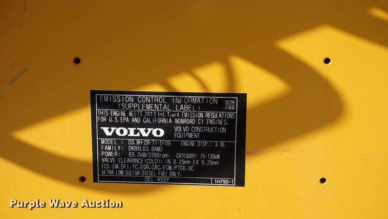 image for item DA1481 2013 Volvo BL70B backhoe