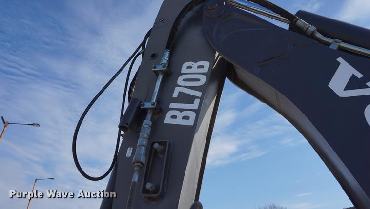 image for item DA1481 2013 Volvo BL70B backhoe