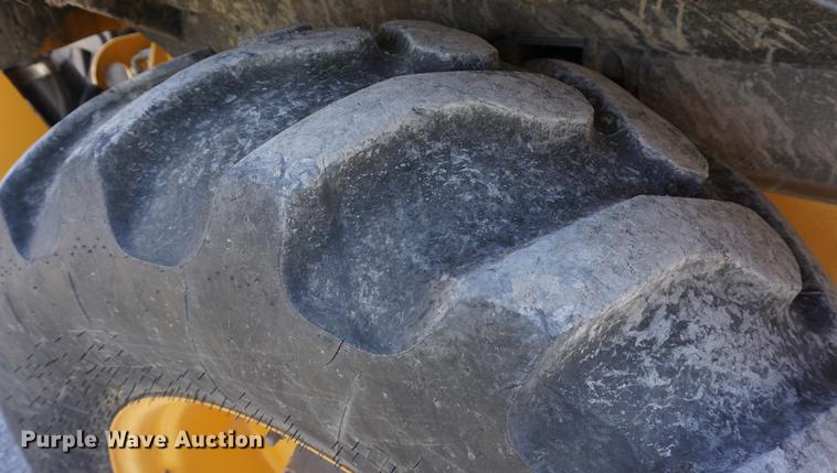 image for item DA1481 2013 Volvo BL70B backhoe