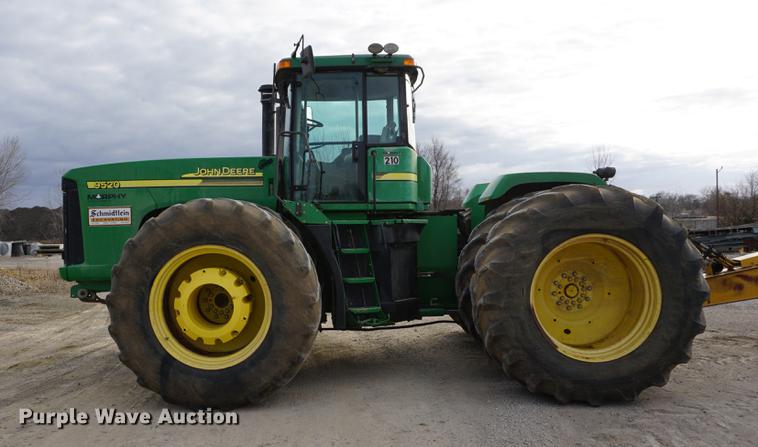 image for item DA1485 2005 John Deere 9520 4WD tractor