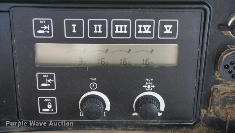 image for item DA1485 2005 John Deere 9520 4WD tractor