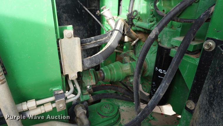 image for item DA1485 2005 John Deere 9520 4WD tractor