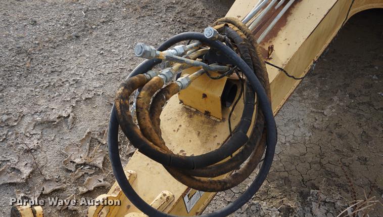 image for item DA1486 2005 John Deere 1810E scraper