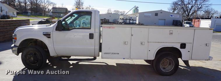 image for item DA1493 2008 Ford F350 Super Duty utility bed pickup truck