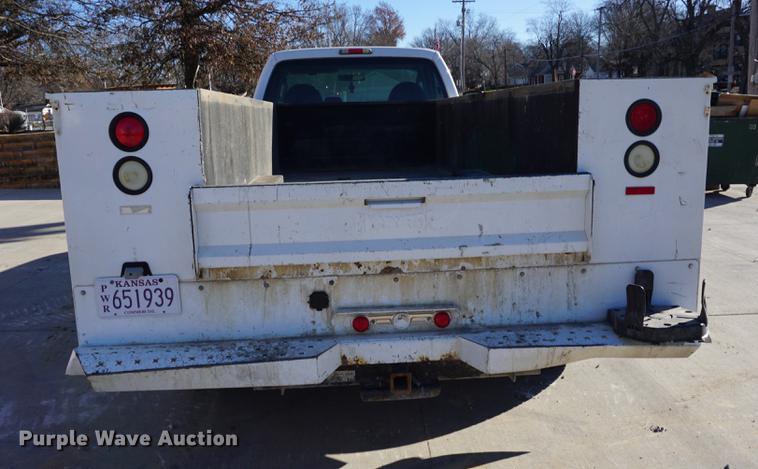 image for item DA1493 2008 Ford F350 Super Duty utility bed pickup truck