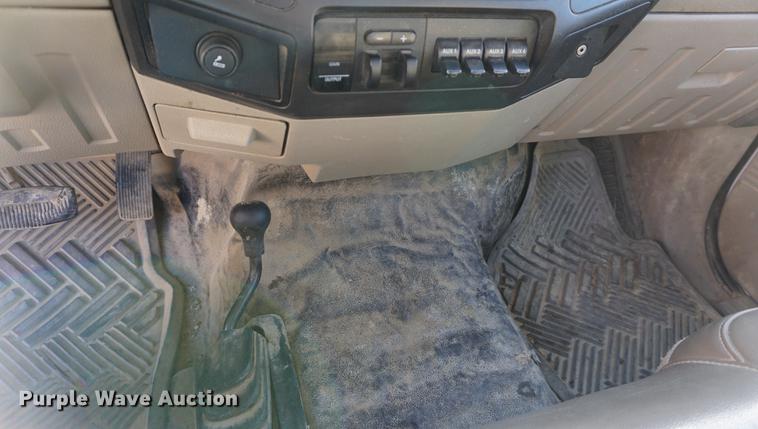 image for item DA1493 2008 Ford F350 Super Duty utility bed pickup truck