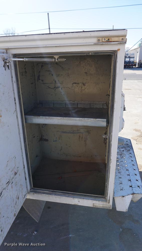 image for item DA1493 2008 Ford F350 Super Duty utility bed pickup truck