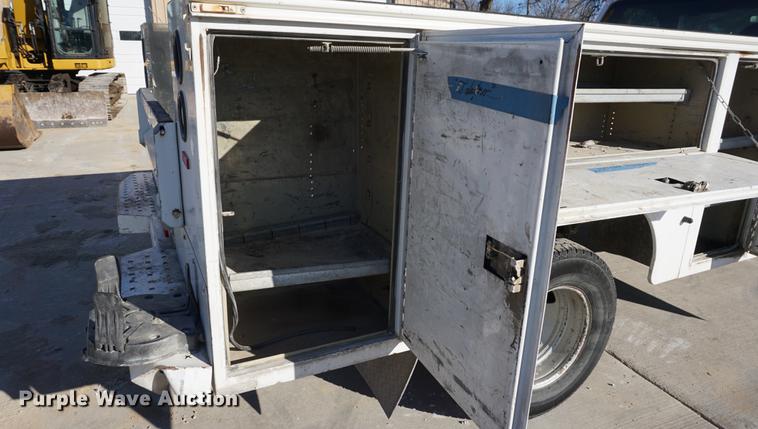 image for item DA1493 2008 Ford F350 Super Duty utility bed pickup truck