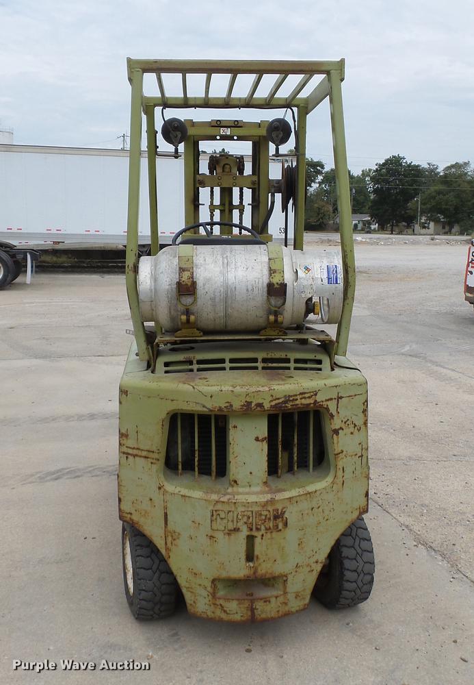 image for item DA2417 1980 Clark C500Y25 forklift