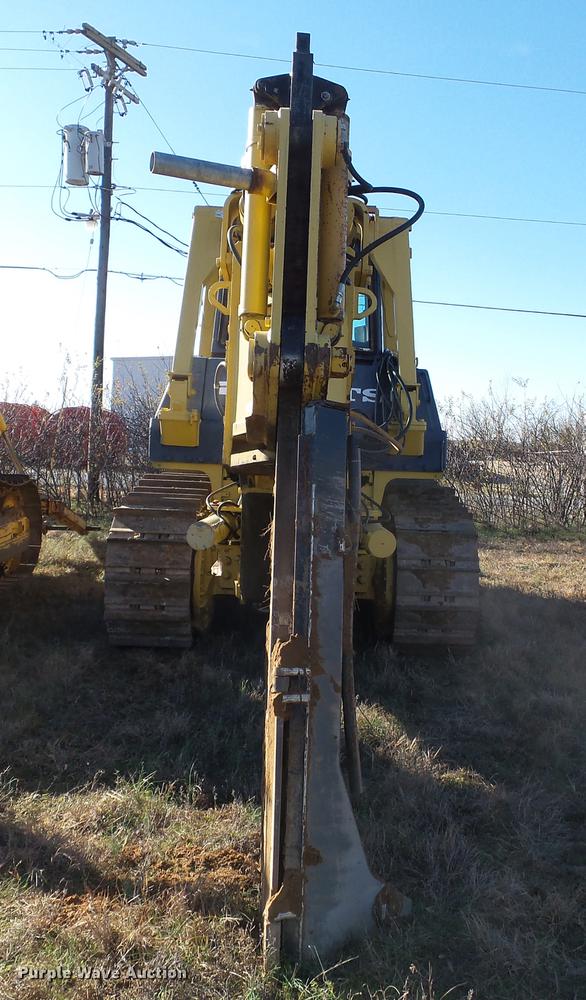 image for item DA2429 1994 Komatsu D135A-2 cable plow