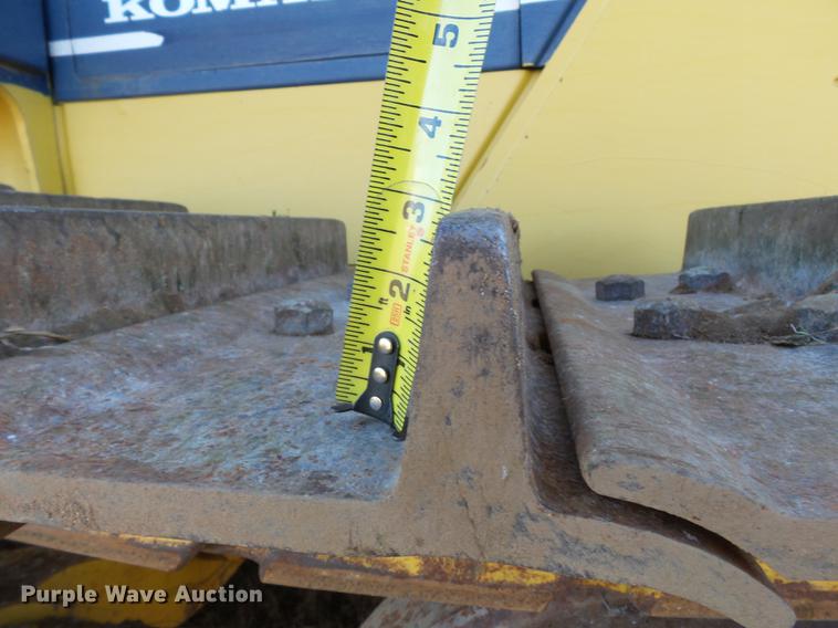 image for item DA2429 1994 Komatsu D135A-2 cable plow