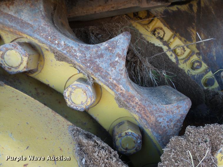 image for item DA2429 1994 Komatsu D135A-2 cable plow