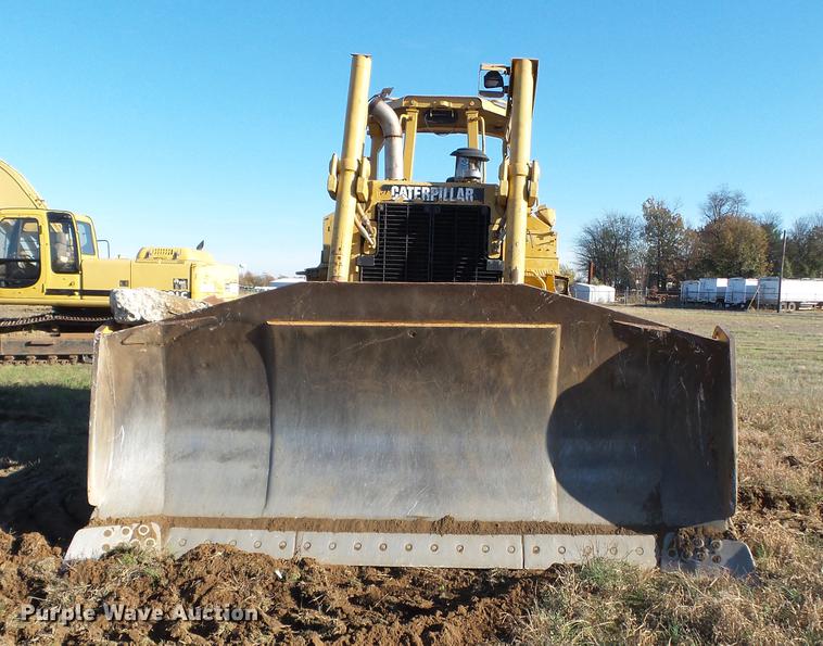 image for item DA2430 1994 Caterpillar D8N dozer