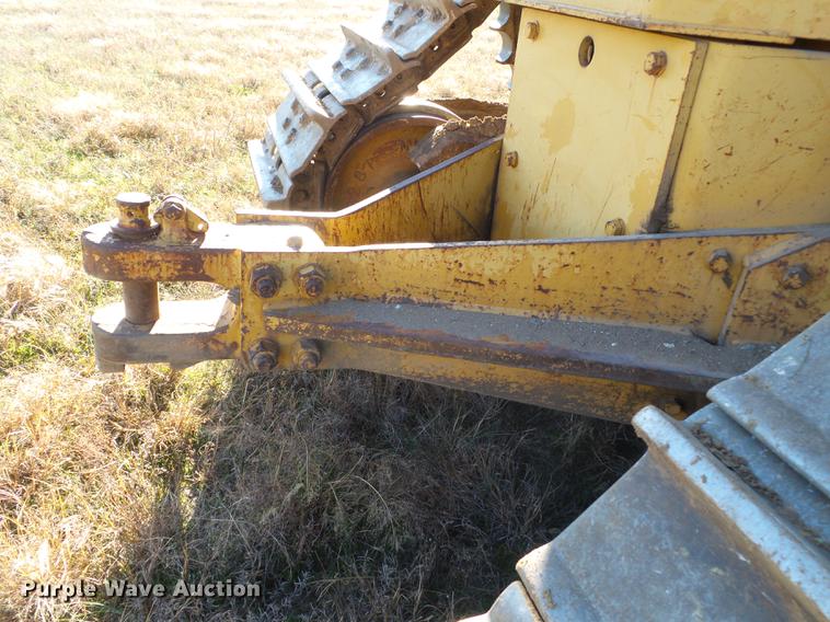 image for item DA2430 1994 Caterpillar D8N dozer