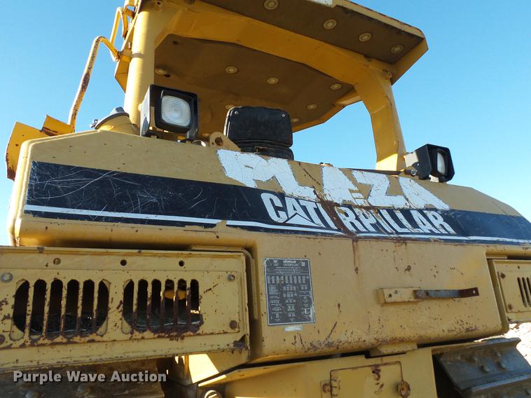 image for item DA2430 1994 Caterpillar D8N dozer