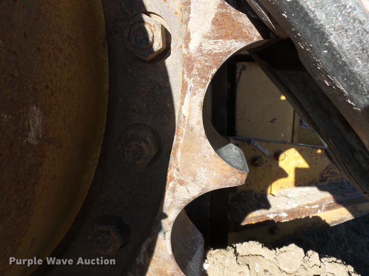 image for item DA2430 1994 Caterpillar D8N dozer