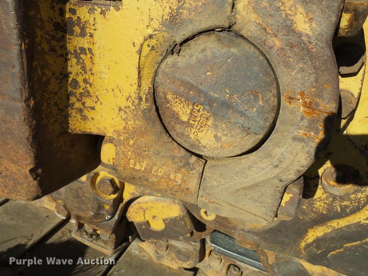 image for item DA2430 1994 Caterpillar D8N dozer