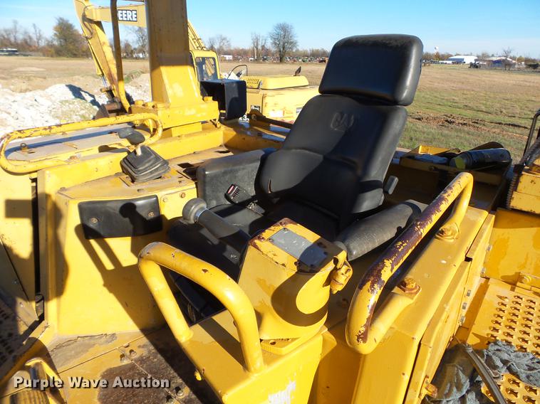 image for item DA2430 1994 Caterpillar D8N dozer