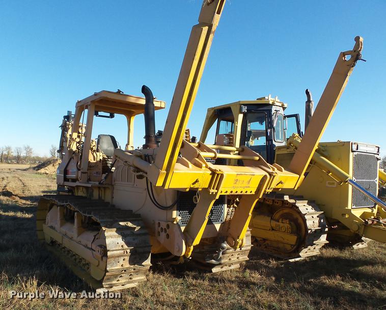 image for item DA2431 1992 Komatsu D68E-1 cable plow