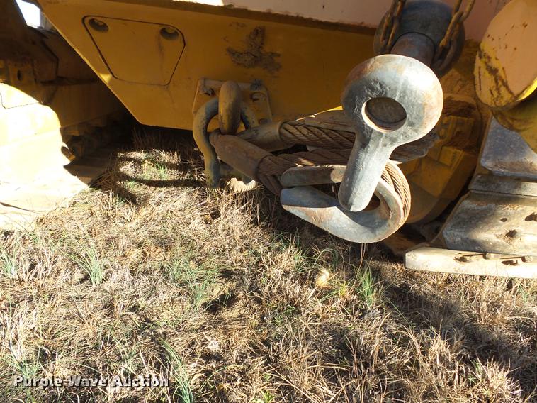 image for item DA2431 1992 Komatsu D68E-1 cable plow