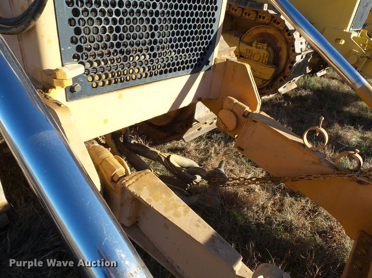 image for item DA2431 1992 Komatsu D68E-1 cable plow