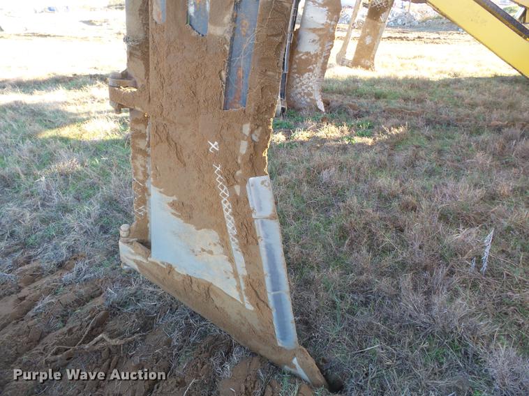 image for item DA2431 1992 Komatsu D68E-1 cable plow