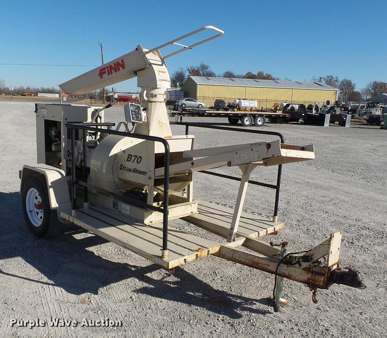 image for item DA2455 2008 Finn B70T straw blower