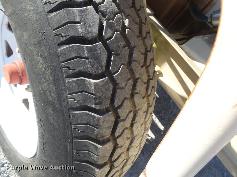 image for item DA2455 2008 Finn B70T straw blower