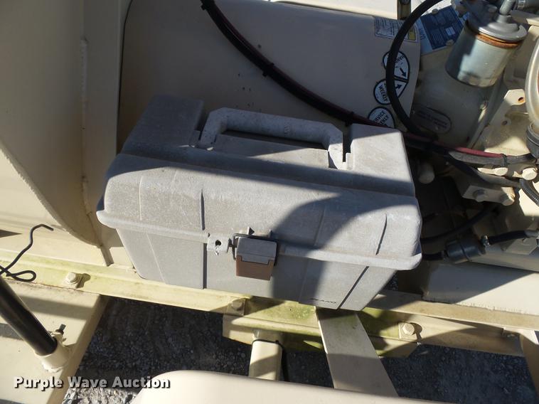 image for item DA2455 2008 Finn B70T straw blower