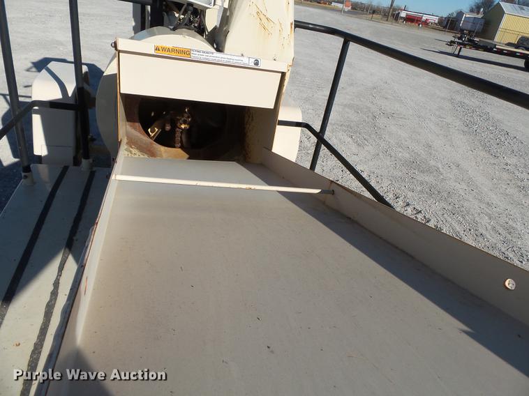 image for item DA2455 2008 Finn B70T straw blower